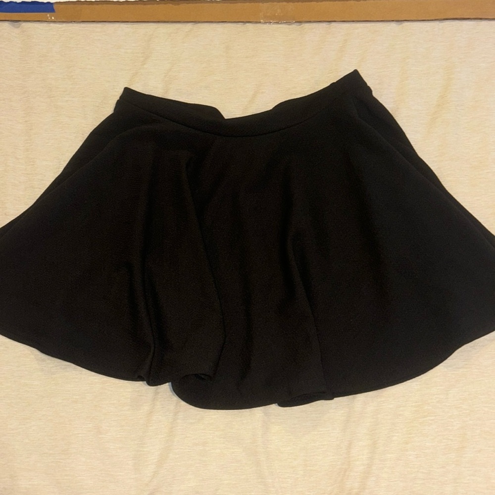 black skirt